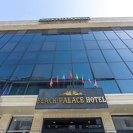 Hotel Black Palace