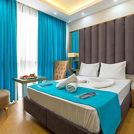 Black Palace Hotel