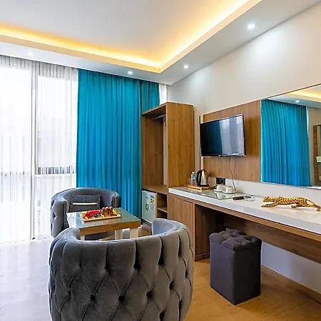 Black Palace *